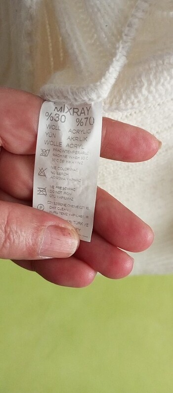 44 Beden ten rengi Renk Şal yaka hırka.