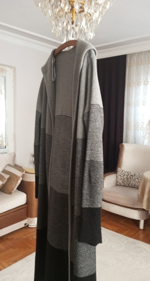 Kadın Gri Uzun Örgü Yün Hırka - Görsel 3