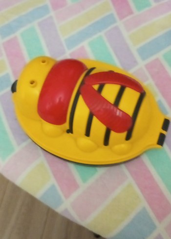 Sarı Renkli Arı Figürlü Su Oyuncağı