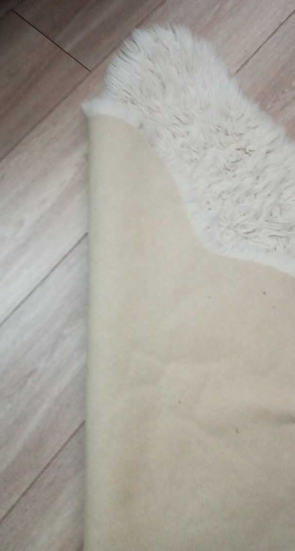 Beyaz Bohem Tarzı Peluş Halı - Görsel 3