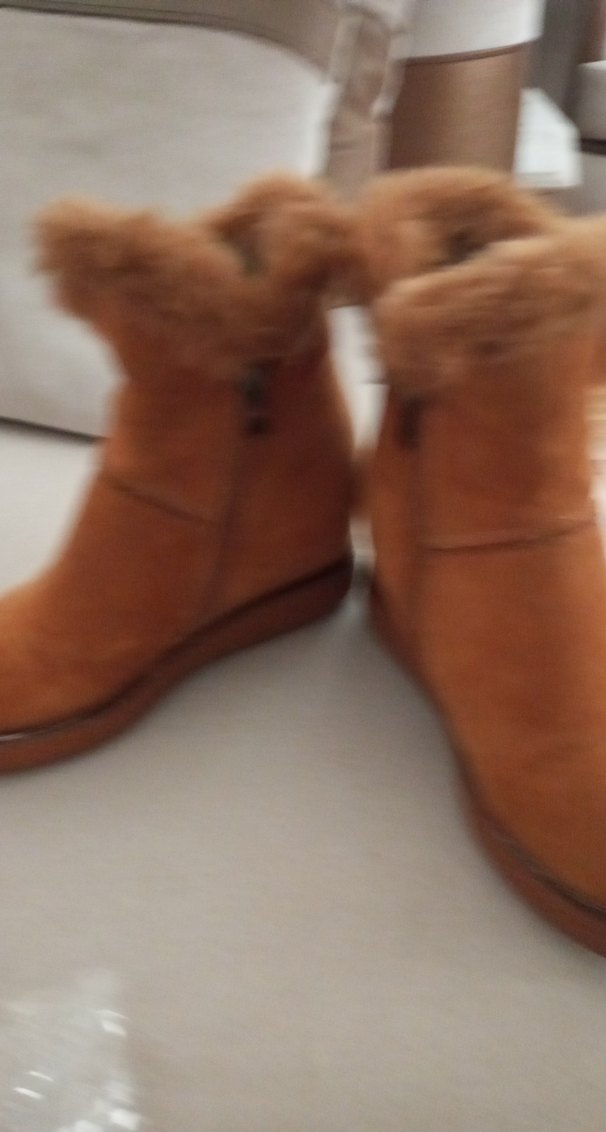 Bej Süet Kürk Detaylı Kadın Dolgu Topuk Bot - Görsel 3