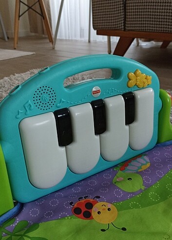 Fisher price piyanolu oyun halısı 