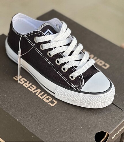Converse sifir hiç giyilmedi