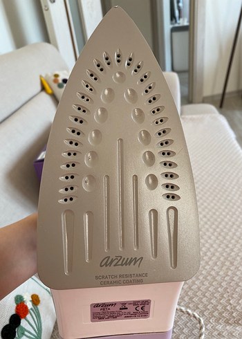 Arzum Arzum PETA ütü 2400 W gücünde