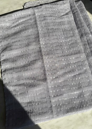 Beden Gri şifon bürümcüklü (gibi) şal