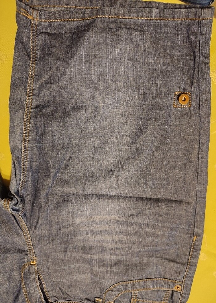 Koyu Mavi Kıvrlabilir Kot Şort - Görsel 3