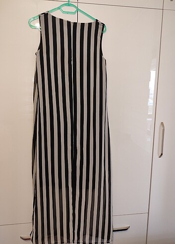 Siyah - Beyaz Tüllü Uzun Şık Elbise  - Görsel 7