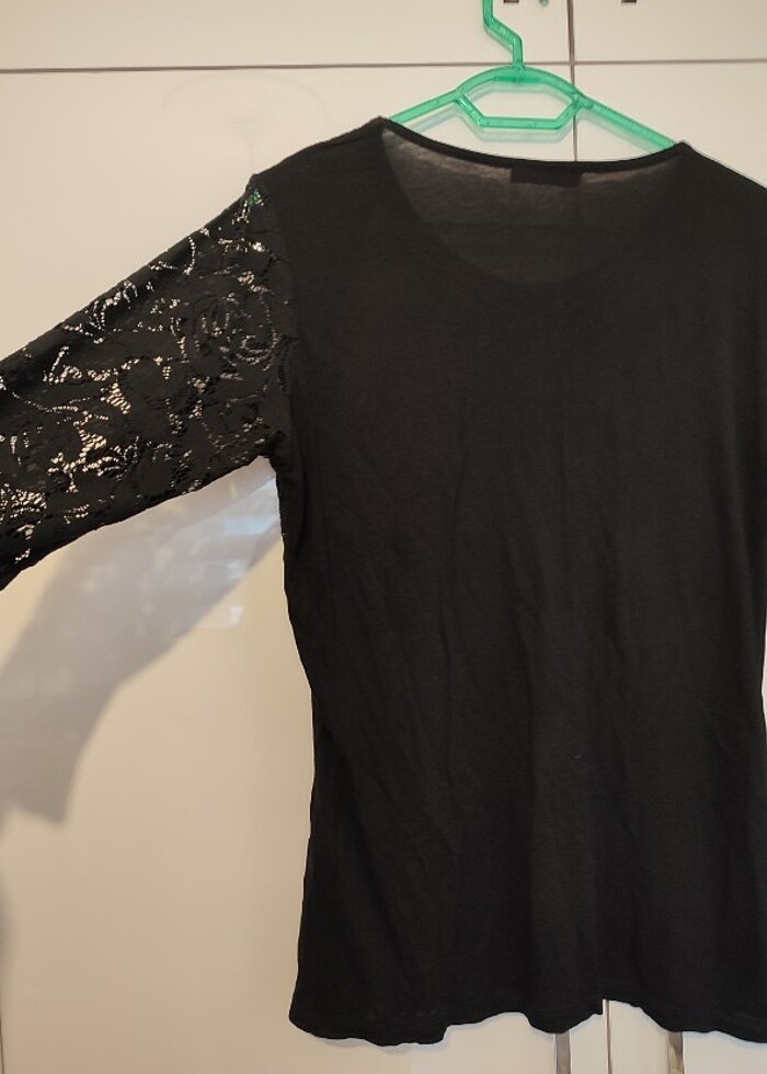 Siyah Dantelli Uzun Kollu Şık Bluz - Görsel 2