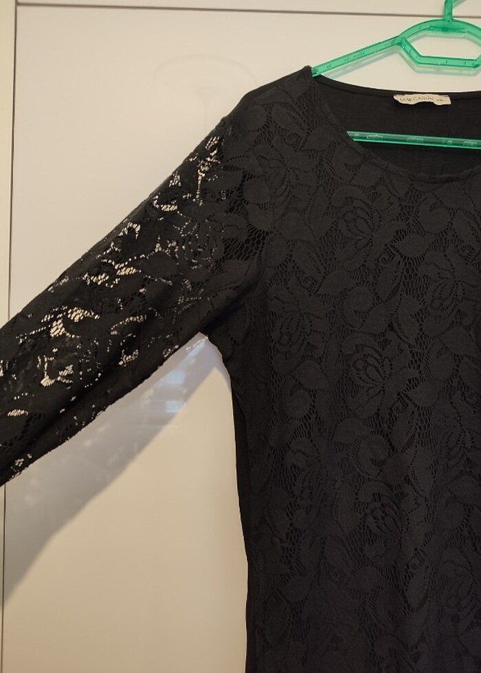 Siyah Dantelli Uzun Kollu Şık Bluz - Görsel 3