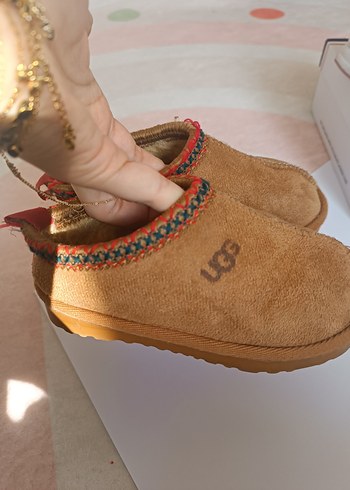 Süet Taba Renk Nakışlı çocuk ugg