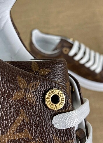Louis Vuitton Spor Ayakkabı