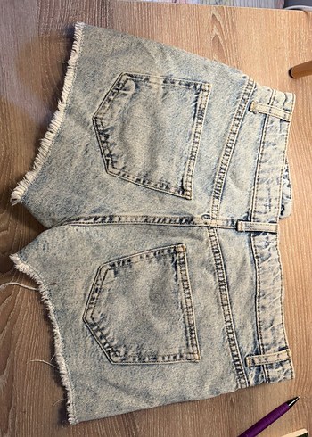 Kadın Bej Yırtık Mini Denim Şort - Görsel 2