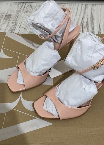 Zara Topuklu Ayakkabı - Görsel 4