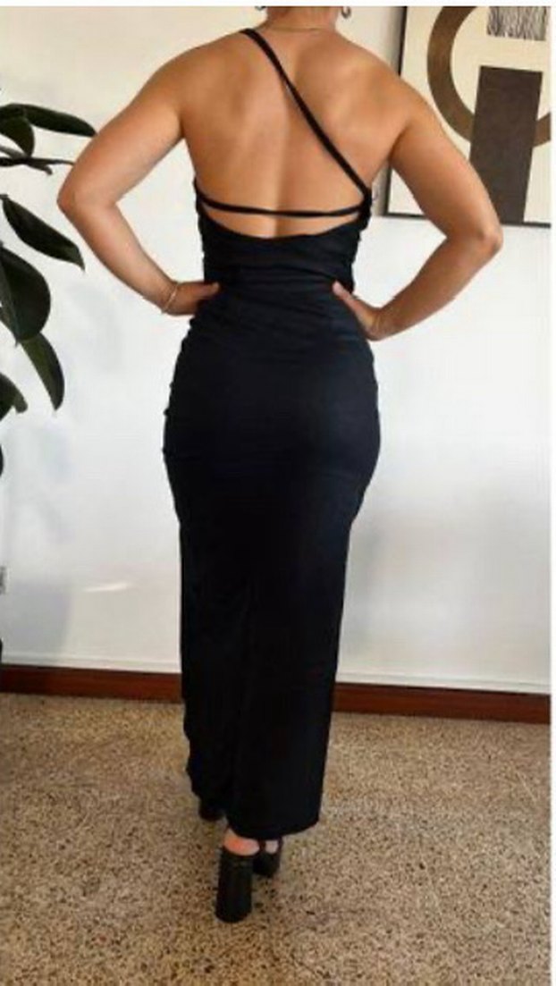 Zara Tek Omuzlu Drapeli Siyah Uzun Elbise - Görsel 2