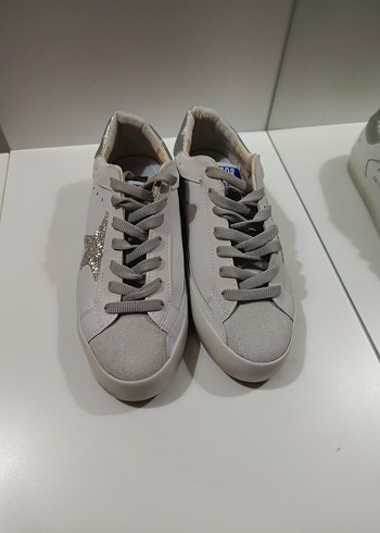 39 Beden beyaz Renk Beyaz ve Gri Payetli Stiletto Topuklu Kadın Spor Ayakkabı