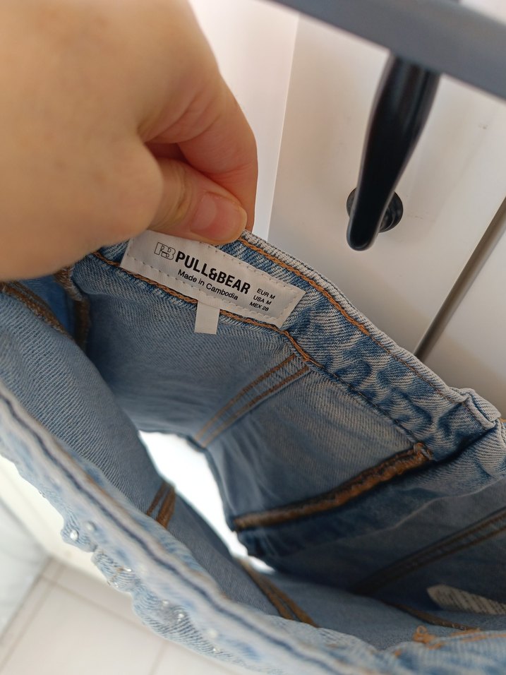 Askılı ve Kot Detaylı Uzun Beyaz Elbise - Görsel 4