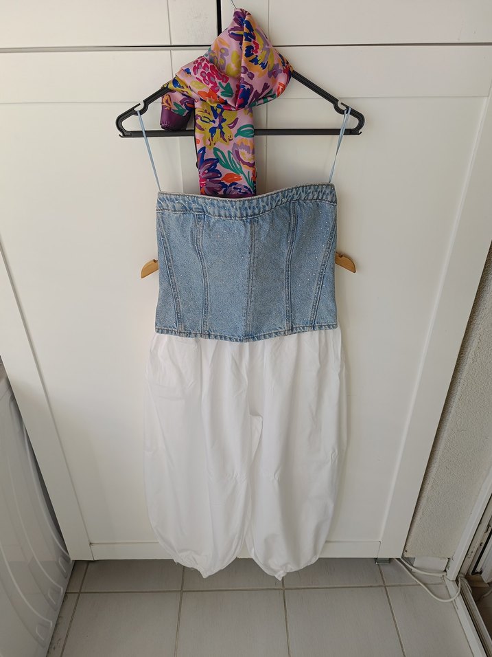 Askılı ve Kot Detaylı Uzun Beyaz Elbise - Görsel 3