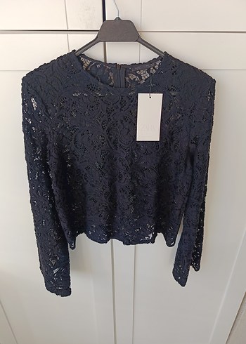 Lacivert Dantel İşlemeli Uzun Kollu Bluz - Görsel 3