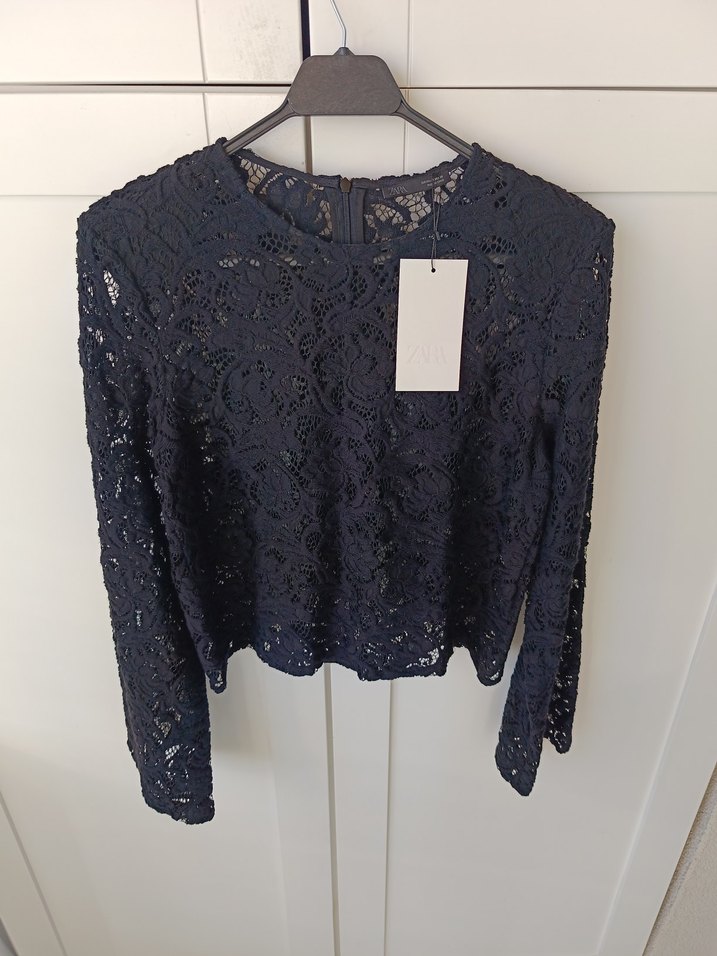 Lacivert Dantel İşlemeli Uzun Kollu Bluz - Görsel 3