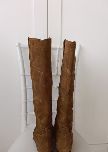 Kahverengi Süet Nakışlı Dizüstü Bot - Görsel 5