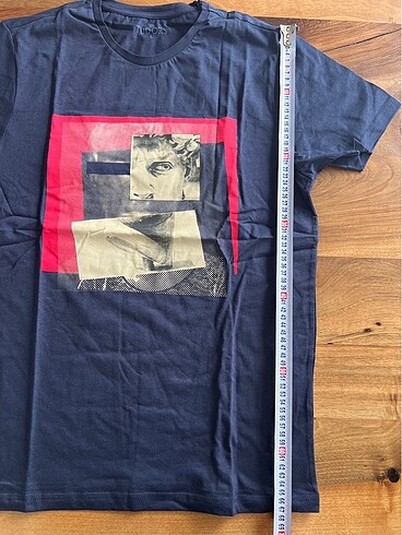 l Beden TUDORS TSHIRT