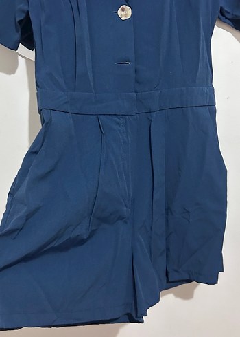 Düğmeli Kısa Kollu Midi Tulum - Görsel 2