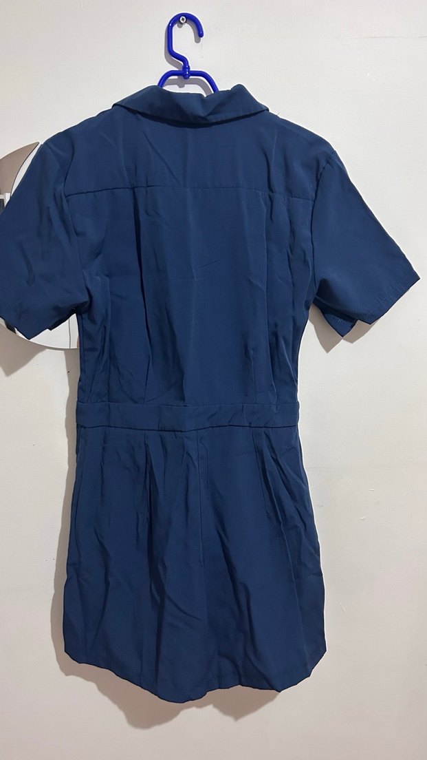 Düğmeli Kısa Kollu Midi Tulum - Görsel 3