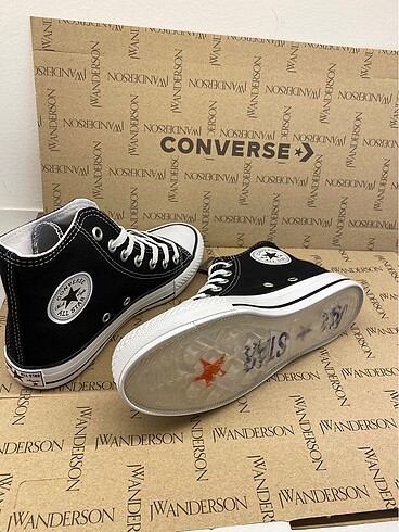 Converse Classic