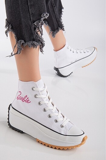 Converse barbie