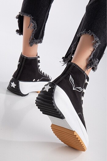 40 Beden siyah Renk Converse