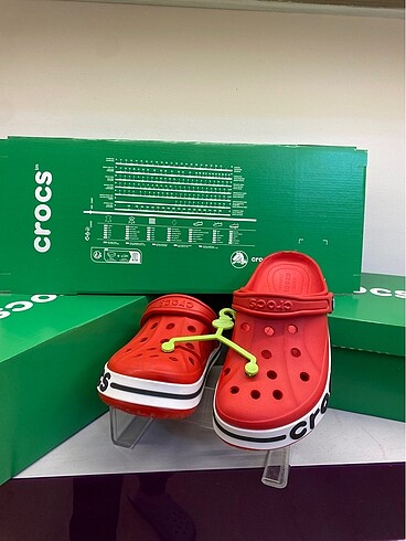 36 Beden kırmızı Renk Crocs