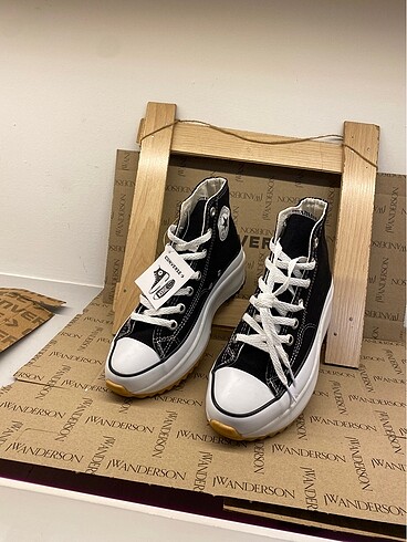 Converse run star
