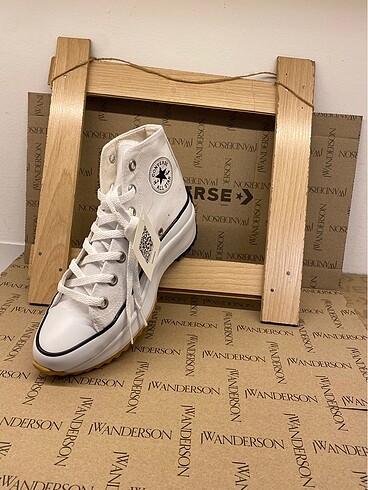 40 Beden Converse run star