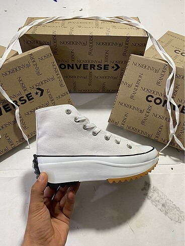 38 Beden Converse run star