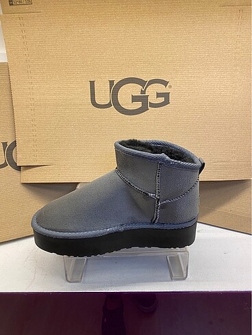 Ugg Ugg Bot