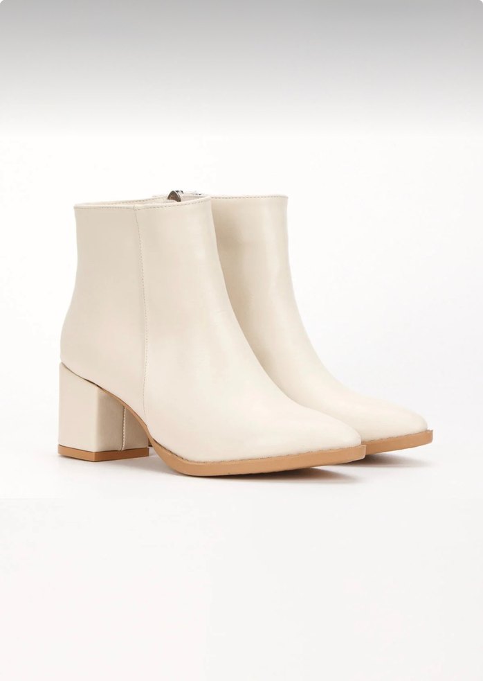 Beyaz Kadın Topuklu Bot - Görsel 2
