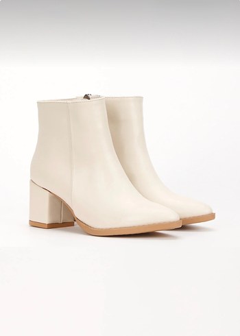 Beyaz Deri Kadın Topuklu Bot - Görsel 2