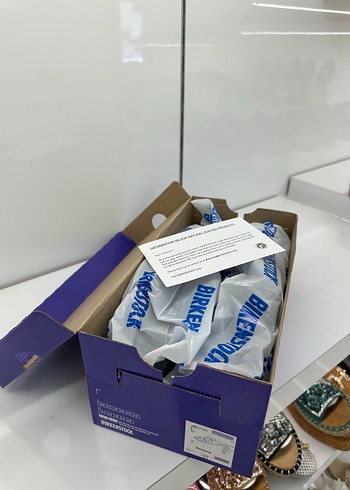 Birkenstock Erkek Kahverengi Toka Detaylı Sandalet