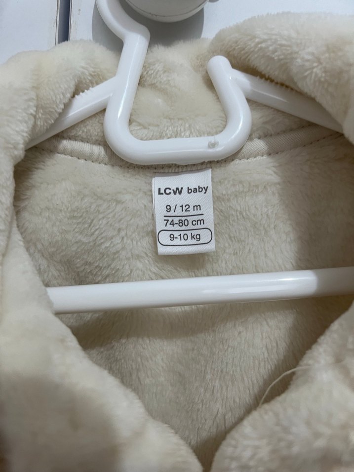 LCW Baby 9-12 Ay Baskılı Beyaz peluş kaban - Görsel 2