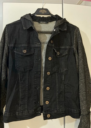 LC Waikiki m