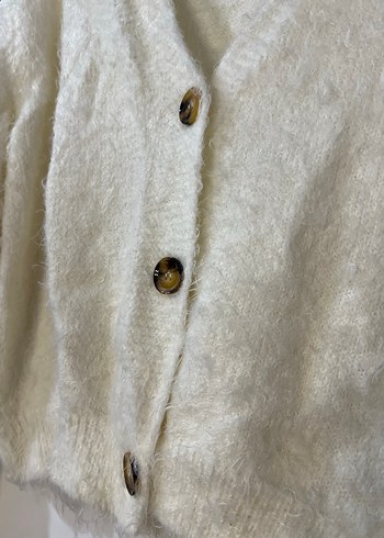 Düğmeli krem peluş Kadın Hırka - Görsel 5