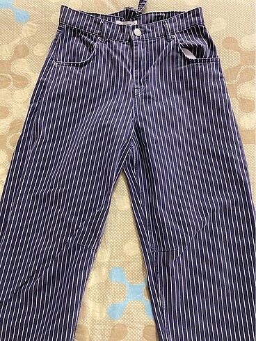 36 Beden pull and bear çizgili pantolon