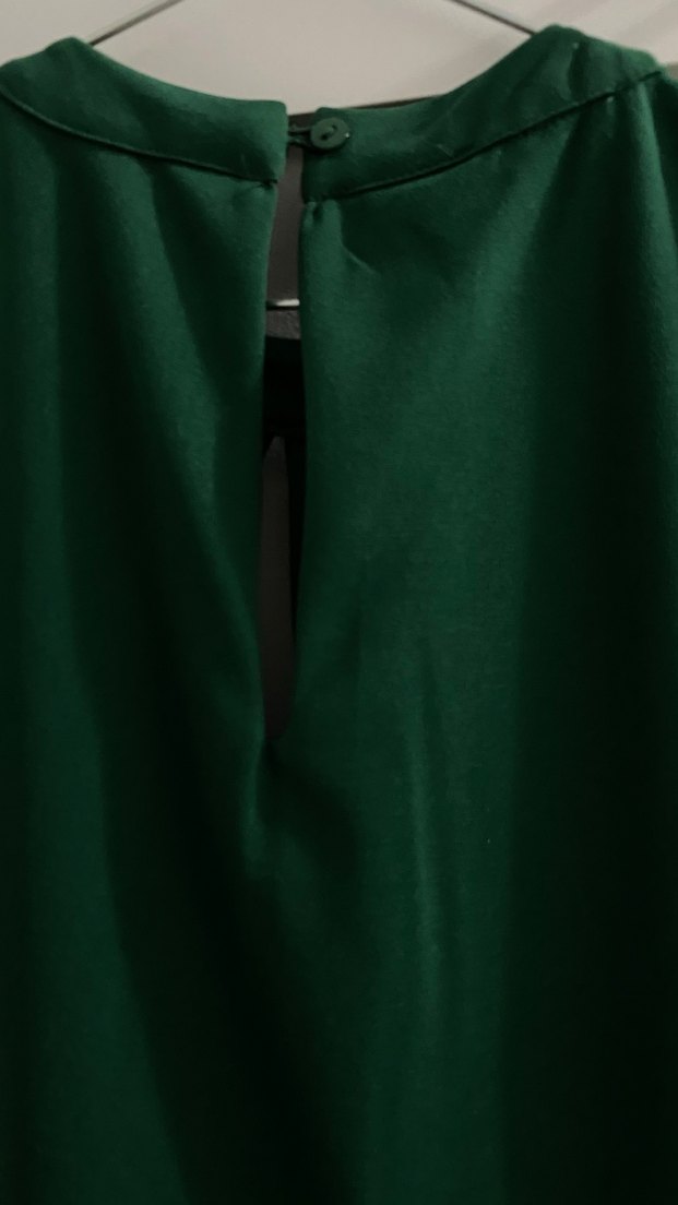 Yeşil Midi V Yaka Kolsuz Elbise - Görsel 3