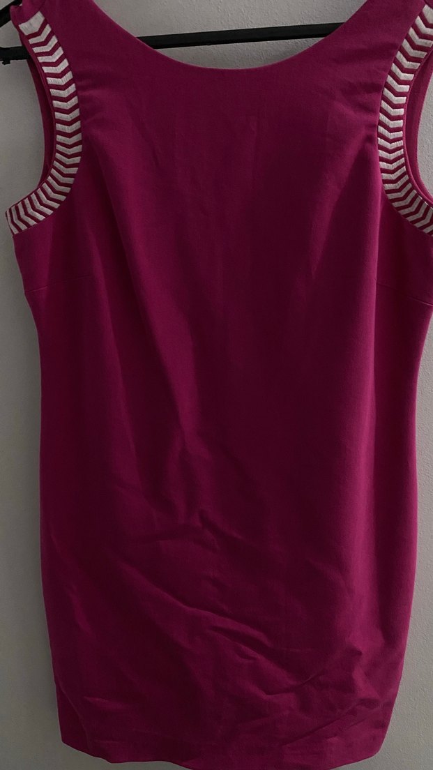 Pembe sırtı V Yaka Kolsuz Mini Kalem Elbise - Görsel 2