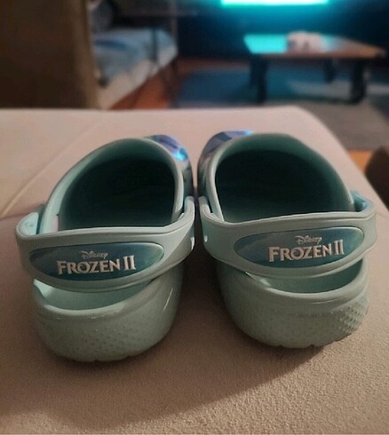 Crocs C11 numara (28-29). Orijinal. Bir sorunu yırtığı yok. Sıfırı Hep