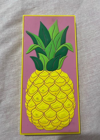 Revolution I Heart Revolution Tasty Pineapple Far Paleti