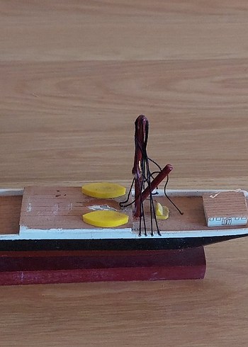 Beyaz Ahşap Gemi Figürü - Görsel 2