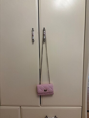 Pembe Çanta