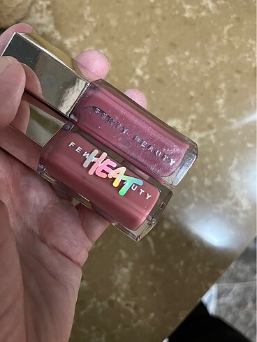 Fenty beauty