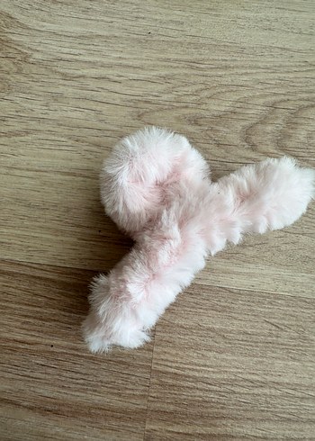 Pembe Kürklü Kadın Saç Tokası - Görsel 2